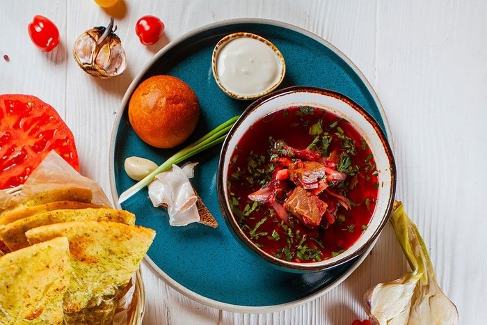 Борщ с говядиной и фасолью