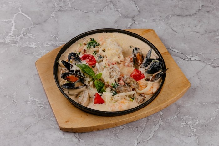 Томленые морские деликатесы 400гр.