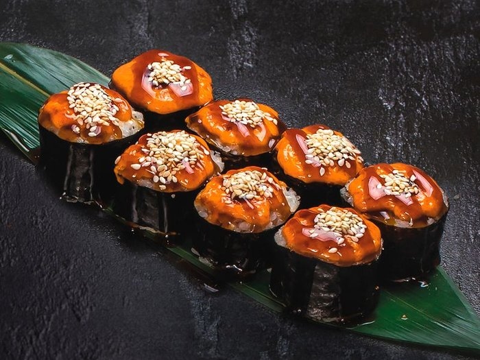 Яки с копчёным лососем