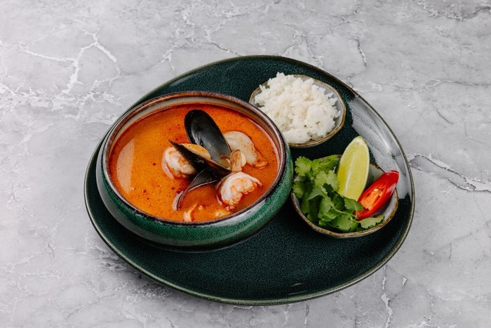 Том ям с морепродуктами 350/50гр.