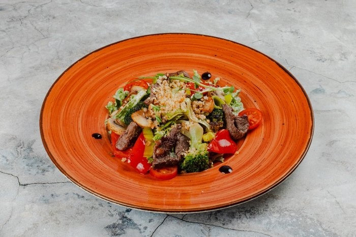 Теплый Салат с Говядиной